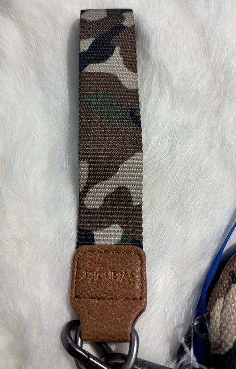 Wrangler Camo Print Dual Pouch Wristlet - Green WG286-W0051GN