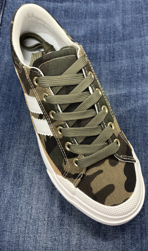 Corkys Heads Up That's Her Camo Sneaker