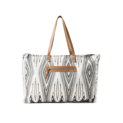 Myra Tribal Spirit Adventure Weekender Bag S-10894