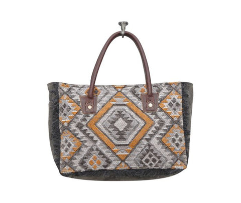 Myra Orange Affairs Small & Crossbody Bag